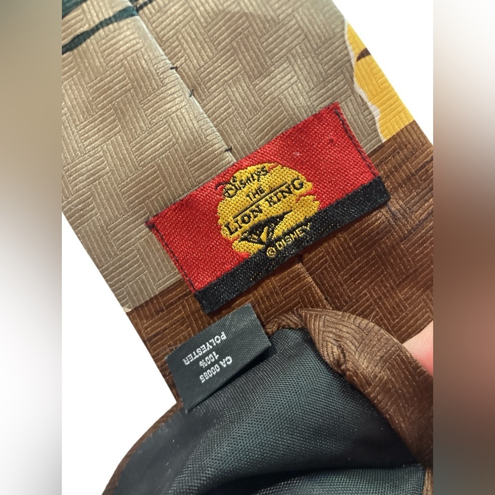 Vintage‎ Disney The Lion King Mufasa Necktie Made in Canada 58” - Picture 2 of 4